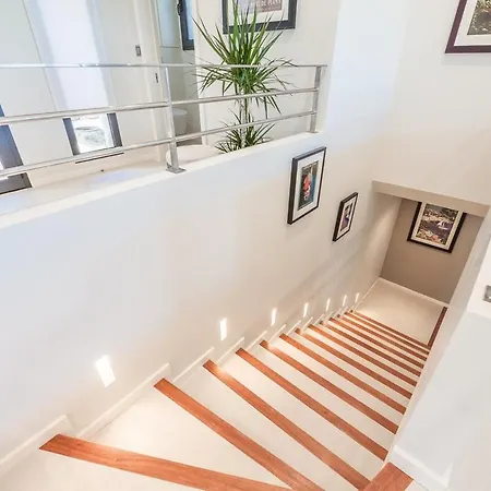 Villa Bianca 350m2, 5 Suites, Sea View Pool