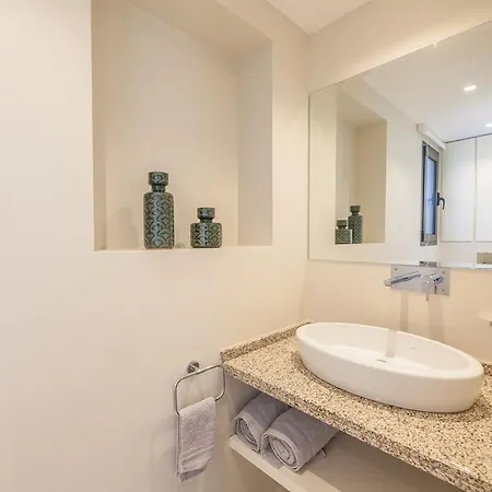 Villa Bianca 350m2, 5 Suites, Sea View Pool *
